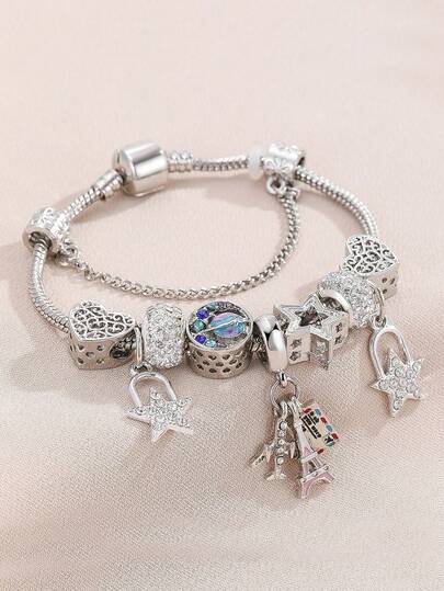 1件时尚欧美风DIY串珠手链，配有飞机和护照吊坠，适合日常佩戴或作为礼物