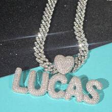 Customized Heart-Shaped Bubble Letter Pendant, Brass Cubic Zirconia DIY Nameplate Hip Hop Necklace, Couple Daily Wear Jewelry, Comes With Braided Chain - 愛心頭小字母 - 查看 10