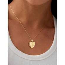 U7 Women Locket Necklace Platinum 14K Gold Photo Lockets That Hold Picture,Chain 20 Inch Person.Alized Gift Custom Love Heart Image Necklaces{Inchcolor_nameinch:Inch03#Gold*2Heartinch} - 03#ذهب*2قلب - مشاهدة 4