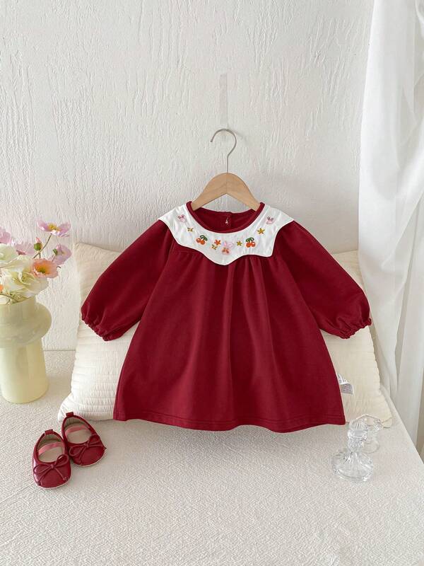 Urocza sukienka dla dziewczynek z haftowanym królikiem wiśniowym, wiosna/jesień