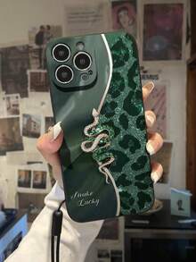 حافظة هاتف مطبوعة بجلد الأفعى الأخضر الجميل، محمية من السقوط، متوافقة مع هواتف آيفون 17برو/17إير/17/17برو ماكس16/11/16برو/16بلس/16برو ماكس/16إي/15برو ماكس/13/14/12/إكس إس/إكس آر/7جي/8بي، متوافقة مع هواتف سامسونج جالاكسي 11/12برو/12/12إكس/13برو/14برو/15برو، متوافقة مع هواتف ريدمي 10/9/نوت9/12سي/نوت11برو/نوت8برو - متعدد الألوان - مشاهدة 4