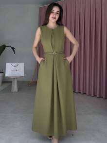 Classic Women's Sleeveless Long Elegant Sensory Dress With Pockets, A-Line Hem, Fitted Waist And Belt - Màu xanh Ô liu - Xem 3