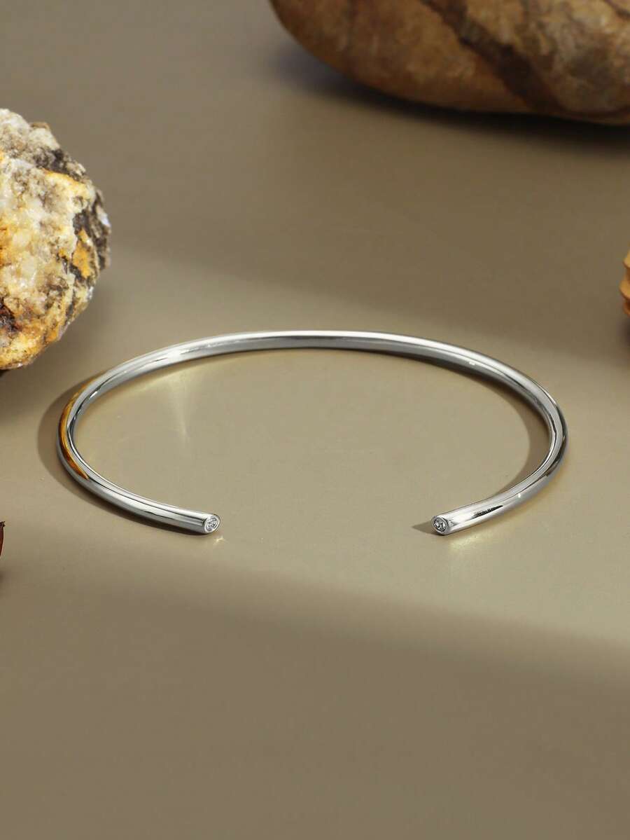 Charm-In 1 件简约铜镀白金锆石手链,镀层厚度 0.03-0.05μm - 銀色 - 查看 1