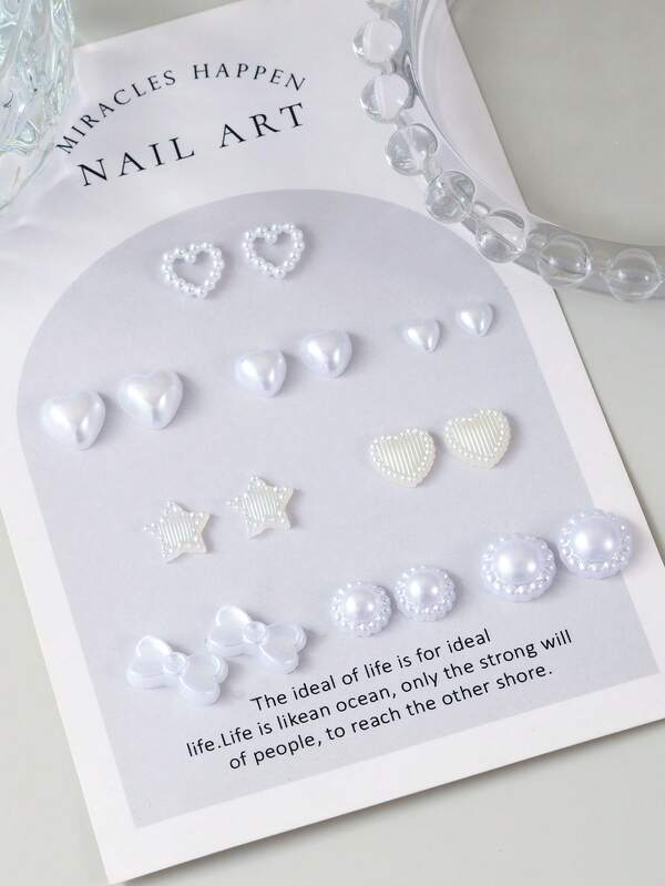 100 pezzi di perle bianche per unghie, decorazioni a forma di cuore e stelle, accessori carini per arte di unghie