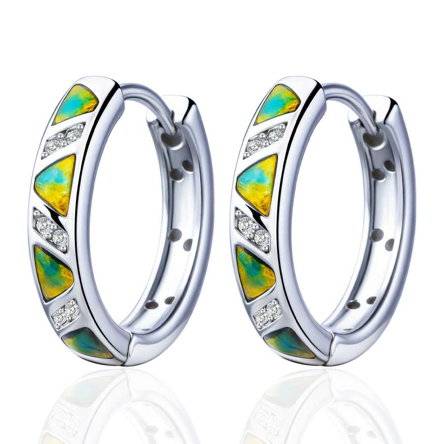 Bông tai bạc 925 thiết kế hình tam giác đính đá Cubic Zirconia nhiều màu sắc, kiểu dáng sang trọng, nhẹ nhàng, thích hợp cho tiệc tùng, đeo hàng ngày, làm quà tặng cho gia đình, bạn bè, dịp Giáng sinh, Lễ tình nhân, sinh nhật (có hộp quà). - màu xanh lá - Xem 1