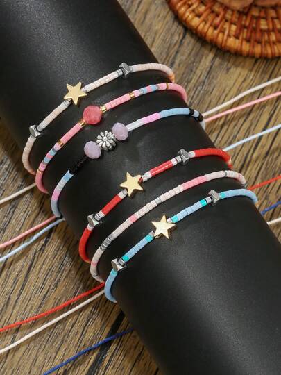 3条彩色串珠星星花朵手链，时尚配饰，适合女孩日常佩戴或作为礼物送给朋友