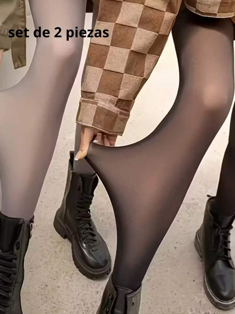Set de 2 medias afelpadas para mujer, multicolor, tela de nailon y spandex, aptas temporadas de otoño e invierno. Silueta ajustada con elástico alto para resaltar mejor tu figura. Suaves, cómodas y cálidas, interior forrado, ajuste de cintura alto con control abdominal. Sin afelpado en la zona del pie. Te llegarán 2 medias afelpadas en colores al azar. - Multicolor - Ver 1