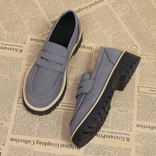 Women's Slip-On Platform Loafers - Round Toe Low-Top Gray/Black, Suitable For All Seasons (Sole) - Casual And Formal Versatile, Pairs Well With Pants, Dresses, Office Wear - Easy Care Fabric Shoes - Grey - View 3