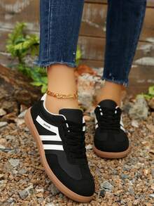 Women's Summer Lightweight Outdoor Sport Shoes, Spring/Autumn New Casual Flat Non-Slip Splicing Colors Athletic Sneakers - Black - View 4