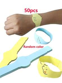 50 pezzi Braccialetti adesivi riutilizzabili - Colore casuale, fasce memo indossabili con design ergonomico per scuola, ufficio, programma, promemoria riunioni, gestione attività, organizzatore moderno, scrittura fluida, strumento di promemoria per persone occupate