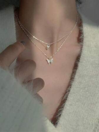 1pc Versatile Fashion Minimalist Butterfly Layered Pendant Necklace