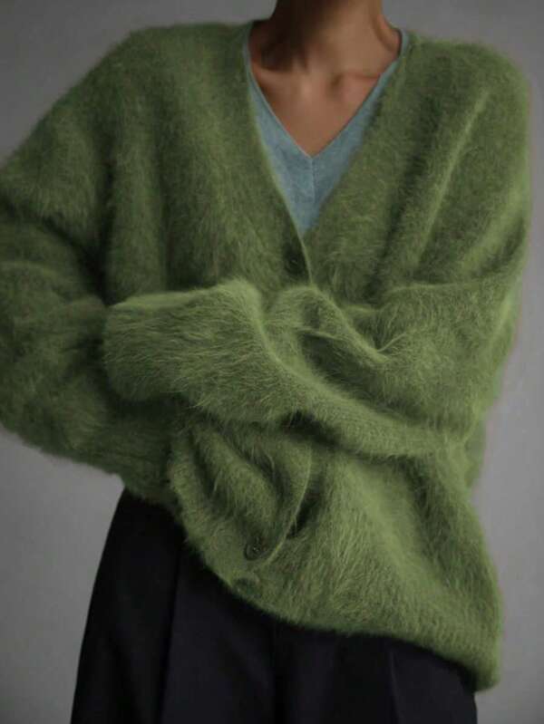 Plus Size Women's Solid Color Drop Shoulder Long Sleeve Single-Breasted Casual Cardigan, Elegant & Graceful Faux Fur Sweater