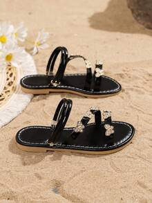 A Pair Of Stylish Children's Flip-Flops, Boho Sandals, Beach Sandals, Bright Diamond Butterfly Flip-Flops, - Black - View 5