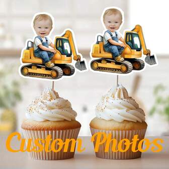 Cupcakeversieringen met bouwthema: Gepersonaliseerde gezichtjes voor een verjaardagsfeest met bouwthema, cupcakeversieringen met bouwfoto's, cupcakeversieringen met gezichtjes, gepersonaliseerde cupcakeversieringen met bouwvoertuig, verjaardagsversieringen met graafmachinethema