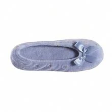 Isotoner Women's Embroidered Terry Ballerina Slippers{Inchsize_nameinch:Inch5-6inch,Inchcolor_nameinch:InchPeriwinkleSoftTieBowinch} - 長春花軟領帶蝴蝶結 - 查看 5