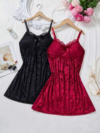 2件套圣诞女士麂皮蕾丝拼接蝴蝶结装饰浪漫吊带睡裙