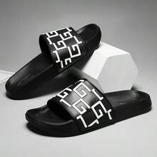 2025 Nowe, codzienne, antypoślizgowe, wsuwane buty do noszenia w pomieszczeniach, z miękką podeszwą, dla mężczyzn, w stylu letter, na każdą porę roku