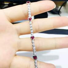 925银红色心形宝石水钻手链，浪漫设计展现优雅精致之感，适合日常通勤、约会、情人节、婚礼及各种场合佩戴。