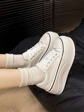 1 Pair Round Toe Casual Lace-Up Shoes, Comfortable Anti-Slip Thick Sole For Teenage Girls