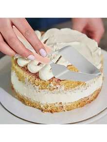 Professional Stainless Steel Cake Slicer - Triangle Cutter & Separator For Perfect Slices, Ideal For Desserts, Birthday Parties, Pizza & Cheesecakes
