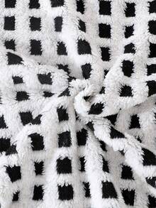 [Livanti Pajamas]2pcs Women's Long Sleeve Flannel Pajama Set, Casual Round Neck Long Sleeve, Long Pants, Thick Warm Sleepwear For Autumn/Winter, Suitable For Home And Outdoor Wear, New Plaid Jacquard Coral Fleece - Black and White - View 5