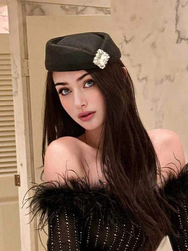 1pc Women's British Style V-Shaped Rhinestone Felt Hat, Retro Elegant Casual Versatile Stewardess Cap, Suitable For Outdoor Walking, Skiing, Riding, Shopping, Daily Wear, Autumn/Winter