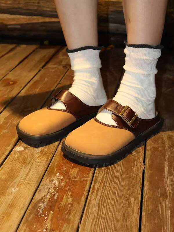 Nuevas sandalias deslizantes para niña primavera/verano 2025, pantuflas de suela blanda con punta cerrada, diapositivas casuales coreanas para exteriores