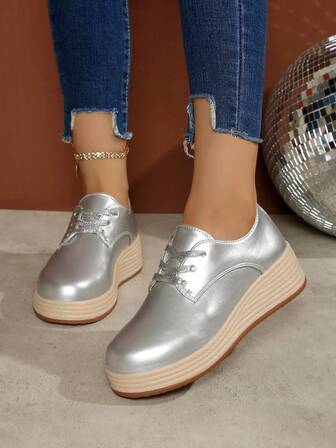 Zapatos de mujer de moda, material de piel de PU plateada, unicolor, puntera redonda minimalista, suela gruesa, cordones, suela suave y ligera, versátil y elegante, casual/oficina, cómodos para el campus, zapatos con plataforma y cuña, nuevos para primavera/otoño