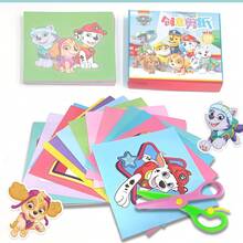 Set di attrezzi per il taglio della carta a tema Paw Patrol, 109 pezzi, inclusi 108 sagome da ritagliare e un paio di forbici, con motivi di personaggi come Datong, Skye, Rubble, Zuma e altri, adatto per attività di ritaglio di carta fai-da-te, artigianato, attività scolastiche, regali di compleanno, festività e feste di compleanno, divertimento per le feste (i colori delle forbici sono distribuiti casualmente).