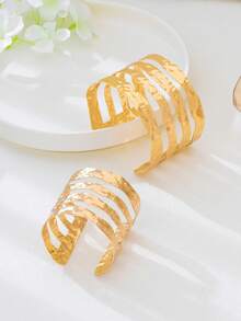 2件套 时尚夸张朋克风金属金色锤纹宽条纹开口手镯套装，适合女性日常、度假、派对性感装扮