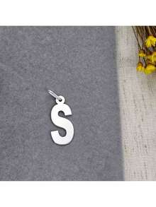Complete Alphabet Initial Pendant In 925 Sterling Silver - Q - View 2