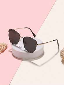 1 PC Children's Unisex Glasses For Ages 8-14, Featuring Metal Asymmetric Cat-Eye Frames In Fashion Style, Suitable For Vacation Outings, Outfits, And Holiday Gifts