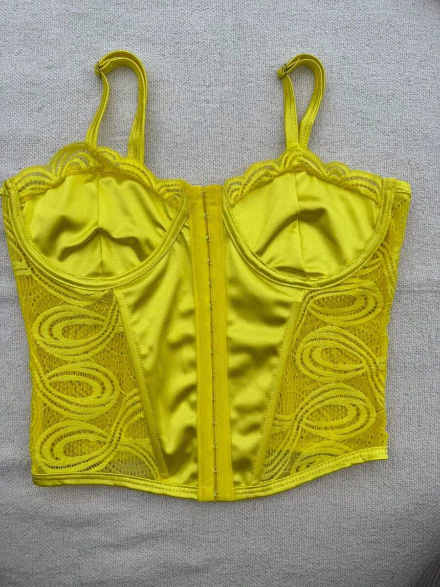 Cropped Corset With Front Opening And Closure, Simple Lace Corset For Evening Wear. - 黃色 - 查看 1