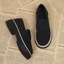 Women's Slip-On Platform Loafers - Round Toe Low-Top Gray/Black, Suitable For All Seasons (Sole) - Casual And Formal Versatile, Pairs Well With Pants, Dresses, Office Wear - Easy Care Fabric Shoes - Black - View 7