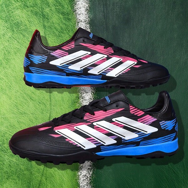 1 paire de chaussures de football/soccer unisexes, crampons cloutés, style campus, chaussures d'entraînement pour étudiants et jeunes, basse, convenant pour le gazon artificiel, le terrain dur, le terrain d'entraînement intérieur, chaussures de sport professionnelles pour hommes, chaussures de football/rugby d'équipe, lacets à l'avant, semelle en caoutchouc antidérapante, crampons courts TF, conception légère et haute performance antidérapante, bottes de football professionnelles hautes, usine populaire directe, plusieurs couleurs disponibles pour les femmes