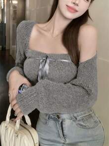 2pcs Sexy & Alluring Grey Cropped Camisole Top & Faux Fur Long Sleeve Sweater Shawl Set, Suitable For Dates, Commuting, Christmas, New Year