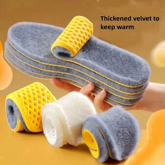 1 Pair Warm Insole - Soft & Fluffy, Anti-Slip - Suitable For Winter Shoes, Sneakers, Snow Boots - Locks In Warmth, Say Goodbye To Cold Feet - Unisex - Suitable For Sports, Daily Wear & Extreme Cold Weather - Adds Warmth & Comfort To Shoes, Christmas Gift