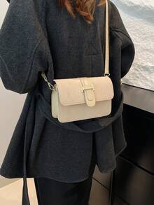 1个迷你纯色方形包，金属扣装饰，仿麂皮PU可调节肩带，女士翻盖斜挎包，适合日常使用、购物、约会 - 米色 - 查看 3
