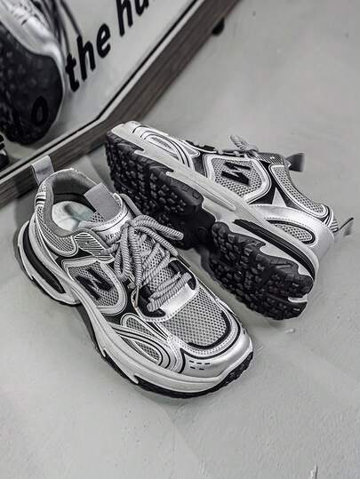 1 คู่ รองเท้าผ้าใบแบบผูกเชือกพิมพ์ลายตัวอักษรสำหรับผู้ชาย สไตล์สปอร์ตลำลอง เรโทร ใส่สบายระบายอากาศได้ดี พื้นหนา เหมาะสำหรับใส่ไปทำงาน, กลางแจ้ง, พักผ่อน, ฤดูใบไม้ร่วง/ฤดูหนาว