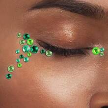 975Pcs Face Gems Hair Gems, Self-Adhesive Face Jewels Eye Jewels Rhinestones 3/4/5/6 Mm DIY Face Gems Stick On, Hair Body Rhinestones Gems Crystals Pearls For Face Makeup, Crafts (Gem_mixedgreen){Inchcolor_nameinch:Inchgem_mixedgreeninch} - gem_mixedgreen - 查看 5