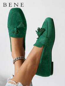 Giày lười nữ thanh lịch đế bằng vuông màu xanh lá cây bằng da lộn, có tua rua và họa tiết hoa, thích hợp cho mùa xuân, hè, thu và đông. - màu xanh lá - Xem 2