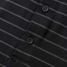 Under Armour Polo de manga corta con rayas de la gira de playoffs para hombres, negro, entrenamiento deportivo casual 1351130-001