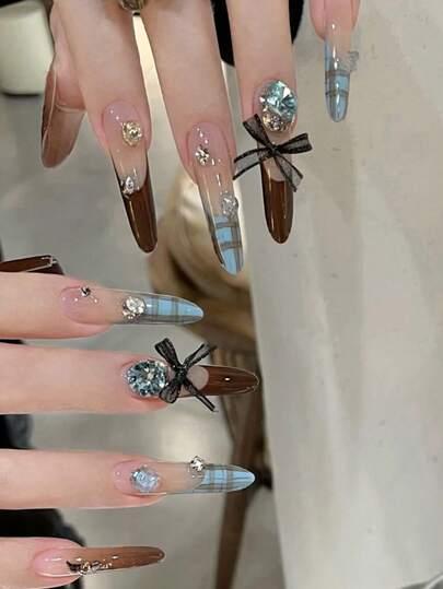 24 ملصق أظافر على شكل فراولة ذات عقدة لامعة على الطراز الأوروبي والأمريكي + 1 جل جيلي + 1 كتلة تنعيم الأظافر، ملصقات أظافر دائرية بسيطة ومتعددة الاستخدامات