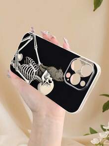 1PC Funda de teléfono con diseño de esqueleto y gato negro sobre fondo oscuro, estilo artístico y misterioso, ideal para amantes del arte gótico y temáticas de Halloween, carcasa transparente, resistente a golpes, alta transparencia, compatible con Apple 16/15/14/13/12/11/Pro/ProMax, Galaxy A34/A35/A54/A55, S20/S21/S22/S23/S24 Ultra/Plus, Moto/Galaxy/Redmi/Honor/OPPO, agarre cómodo, regalo de temporada para amigos, novia, novio, familia - transparente - Ver 6