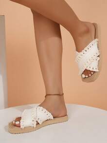 女士夏季拖鞋，波西米亚流苏交叉绑带平底凉鞋，休闲沙滩旅行度假方头拖鞋，米色 - 米色 - 查看 4