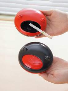 1pc Creative Rotatable Ashtray With Lid, Household Smoking Ash Tray, Desktop Smoking Ash Catcher, Anti-Spill Smoking Accessory