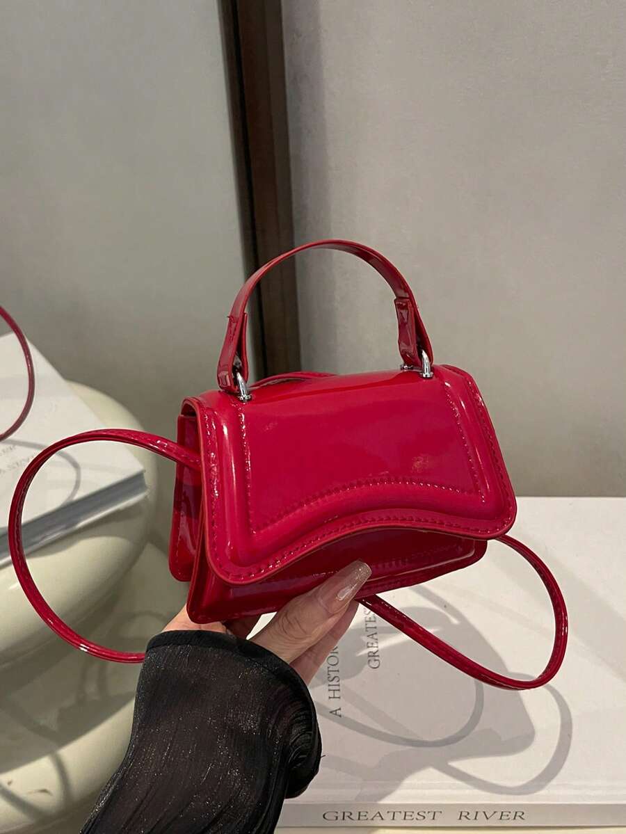 迷你女士手提包，轻便便携迷你托特包，2025年夏季新款流行翻盖纯色小包，单肩斜挎包 - 紅色 - 查看 1