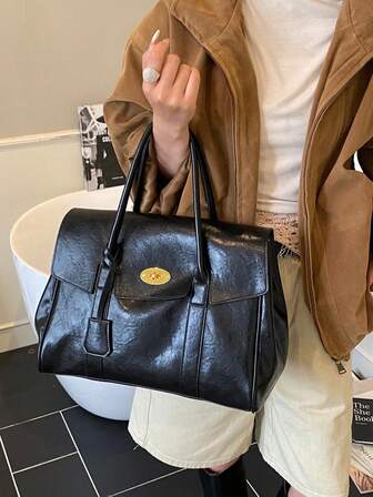 1 st. modern affärsmässig retro neutral gammaldags vindbälte med fälltyp enfärgad PU-läder stor kapacitet handhållen tygväska för kvinnor lämplig för daglig affärspendling, semesterresor och fritidsshopping. Det finns två storlekar att välja mellan: liten och stor.