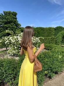 Robe d'été jaune canari boho pour femmes, décolletée avec volants, fermeture éclair dans le dos pour un enfilage facile. Convient pour les vacances à l'île, la plage, les festivals de musique/concerts et le port quotidien