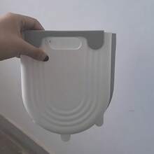 1pc Bathroom Wastebasket, Cabinet Door-Hanging Trash Can, Foldable Wall-Mounted Trash Can, Waste Paper Basket, Bathroom And Kitchen Garbage Bin - Multicolor - View 12